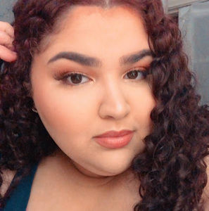 Meet your Posher, Karina